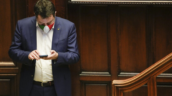Matteo Salvini hat eine neue Kandidatin für das Amt der italienischen Staatspräsidentin vorgeschlagen. Foto: Gregorio Borgia/AP Pool/dpa