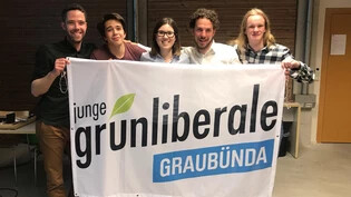 Die fünf Nationalratskandidaten der Jungen Grünliberalen Graubünden.