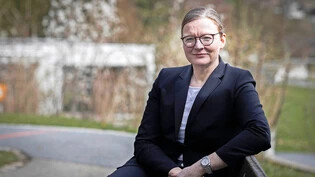 Nach der Kunst zur Rechtssprechung: Saskia Edskes kandidiert für das Vizepräsidium des Glarner Kantonsgerichts.
