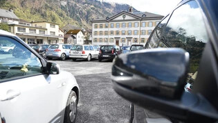 So soll es nicht bleiben: Der grösste Platz des Kantons ist fast das ganze Jahr hindurch ein unattraktiver Parkplatz. 