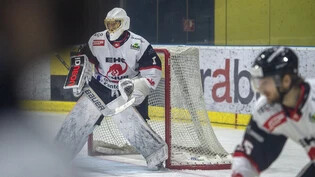 Starke Premiere: Elijah Neuenschwander überzeugt in seinem ersten Spiel im Erwachsenenhockey. 