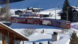 Kürzungen wegen des Lokführermangels: Die Strecke zwischen Davos und Filisur soll weiterhin gewährleistet werden, wie die Gemeinden Davos und Bergün Filisur fordern.