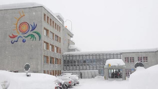 Das Spital Davos wehrt sich gegen die Abzocker-Vorwürfe.