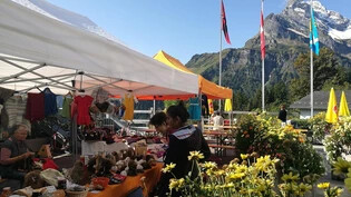 Der kleine Dorfmarkt in Braunwald gehört fest zum Sommer- und Herbstprogramm von Braunwald.