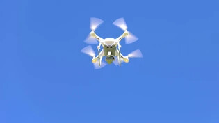Nicht überall einschweben: Drohnen werden aus den Lufträumen über sensiblen Infrastrukturen verbannt. 
