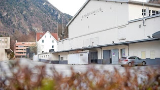 Handwechsel in Sicht: Der Churer Gemeinderat hat sich einstimmig für den 7,6 Millionen Franken teuren Kauf der alten Stadthalle ausgesprochen.