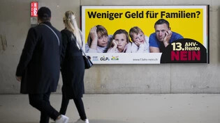 Ein Plakat gegen die 13. AHV Rente, aufgenommen am Samstag, 2. Maerz 2024, in St. Gallen.