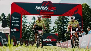 Zweiter Sieg am zweiten Tag: Lukas Flückiger und Nicola Rohrbach bauen ihren Vorsprung am Swiss Epic aus.