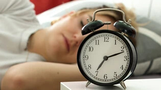 Aufstehen: Gemäss Schlafforschern können Verzögerungen beim Aufwachen ernsthafte gesundheitliche Folgen haben.